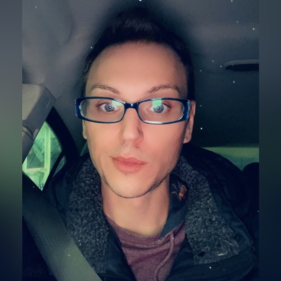 LIVE SHOWS / HOST APPRECIATION - Picture 2 of 14